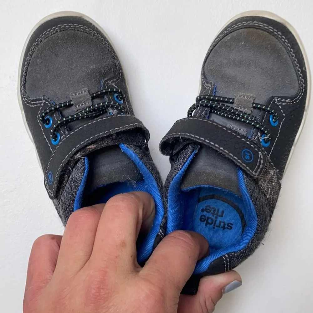 Stride rite toddler boys sneakers size 8.5 - Picture 2 of 8